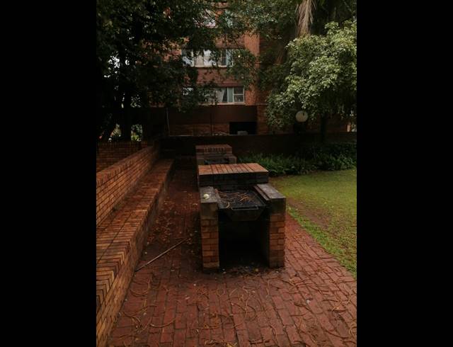 4 BEDROOM FLAT FOR SALE IN SUNNYSIDE